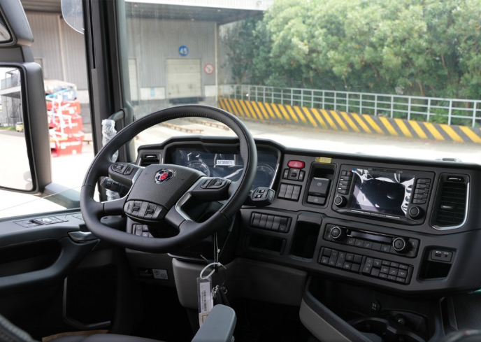 Scania G420 Tractor Truck