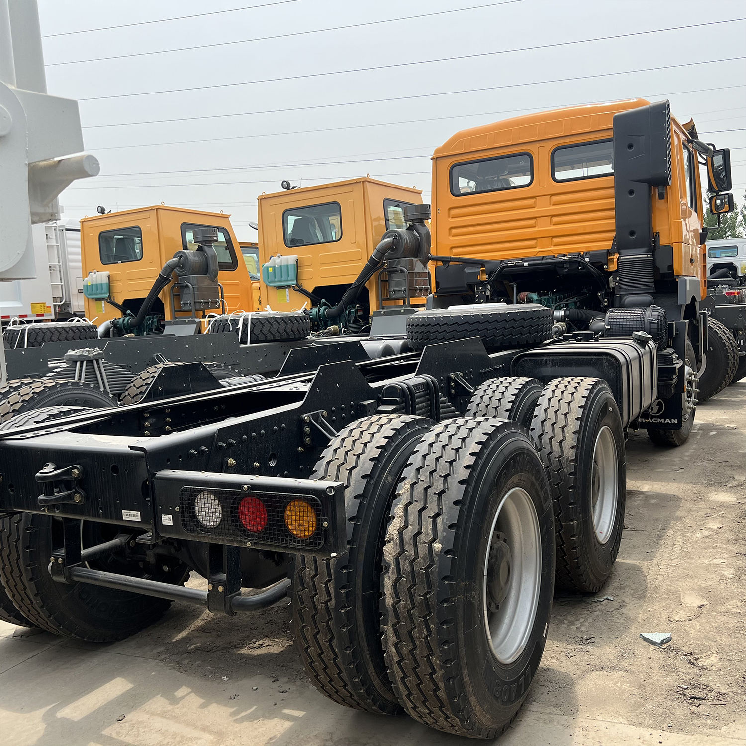 Shacman Delong F3000 6×4 Tractor Truck