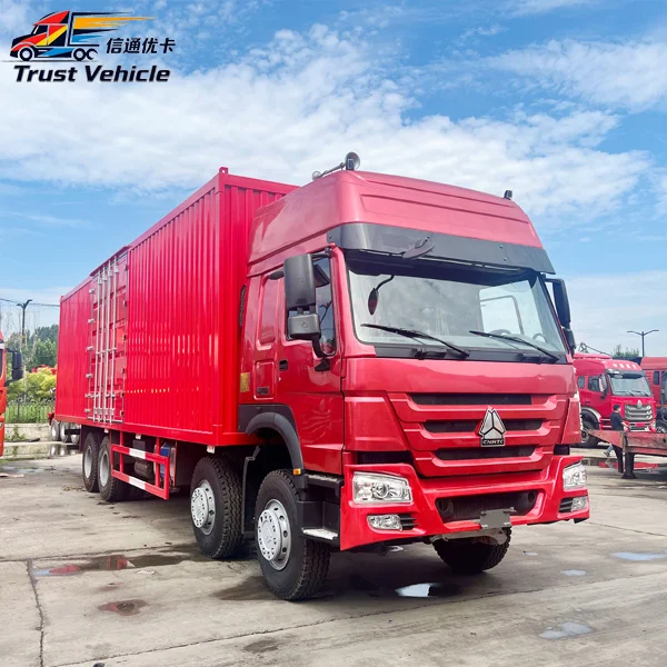 Sinotruck HOWO 8×4 Closed Box Cargo Truck