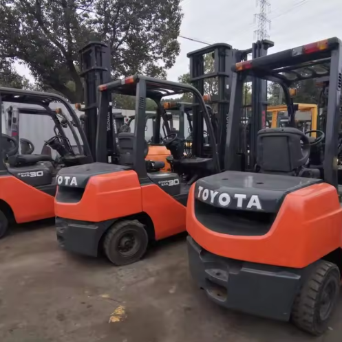 Toyota FD Forklift Image 6