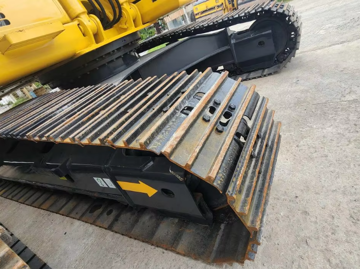 Japan Komatsu 20 Ton Pc220 Excavator