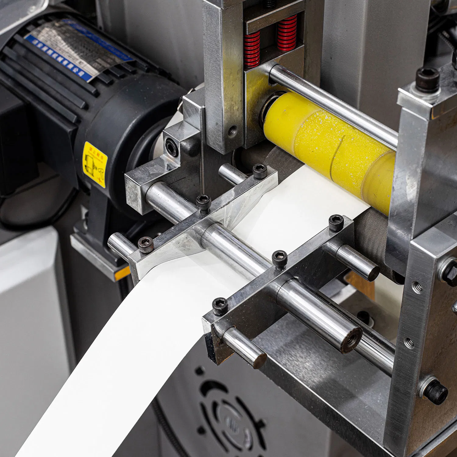 Tea Coffee Water Milk Beverage Juice Paper Cups Making Machine for Home Office Use Made in China