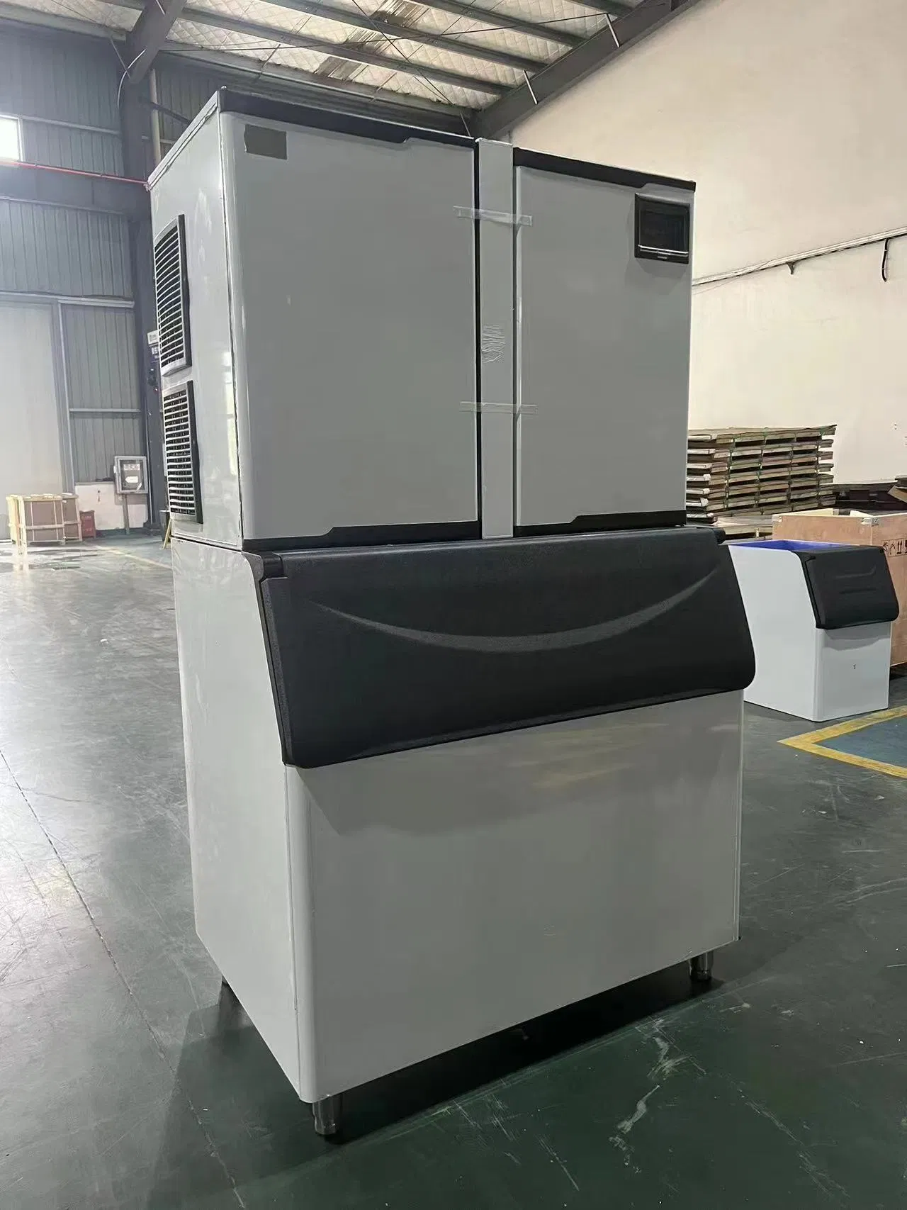 1000kg/24 Hours Commercial SD-2200 Cube Square Ice Machine for Coffee/Kitchen
