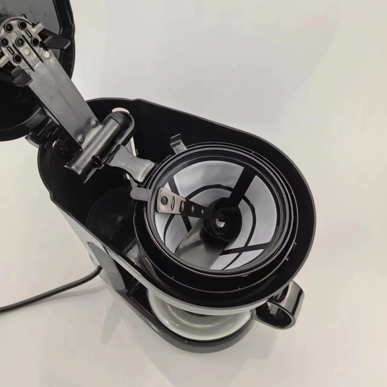 Electric Filter Coffee Machine Drip Coffee Maker Anti-Drip Function with Reusable Filter