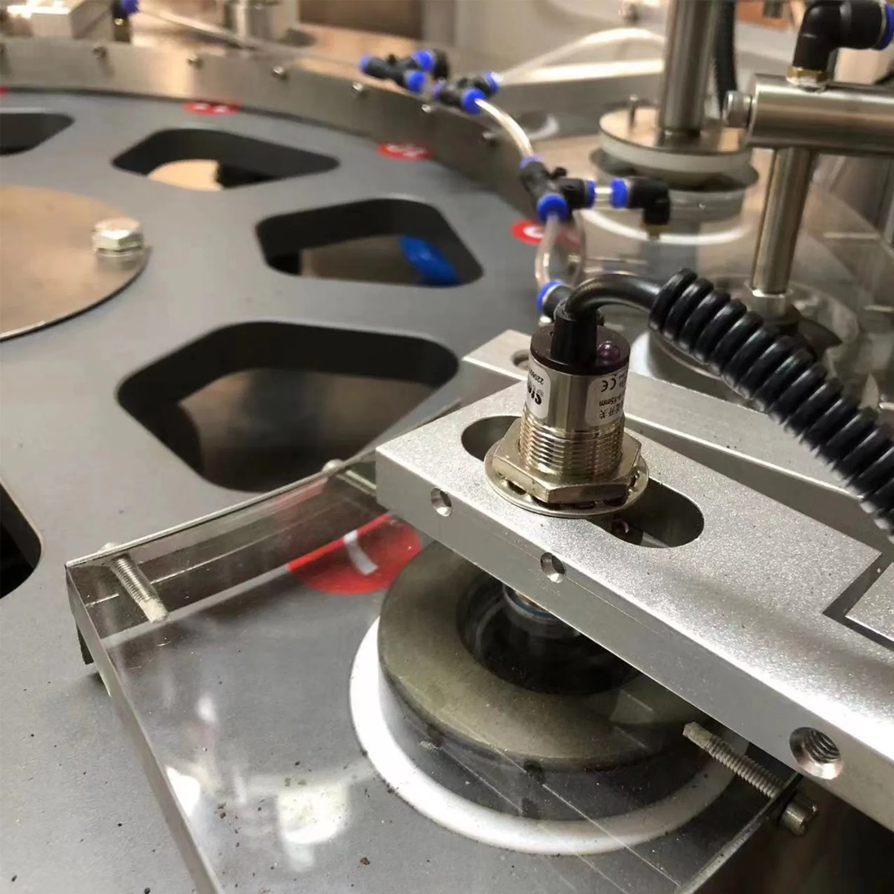 Automatic Honey Spoon Coffee Capsule Plastic Cup Filling and Sealing Machine