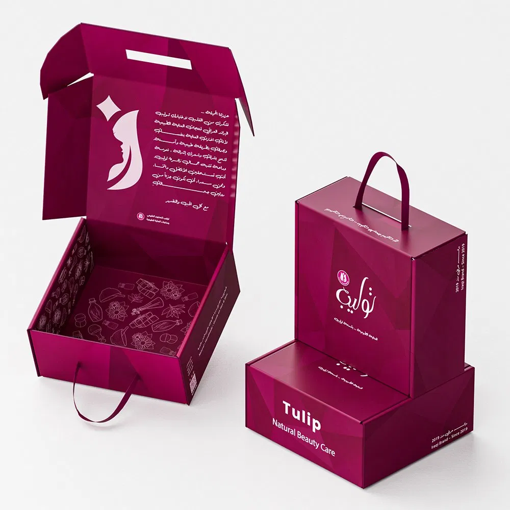 Caja de embalaje de papel corrugado impresa a medida con bajo MOQ para envío de regalos para pequeñas empresas comerciales