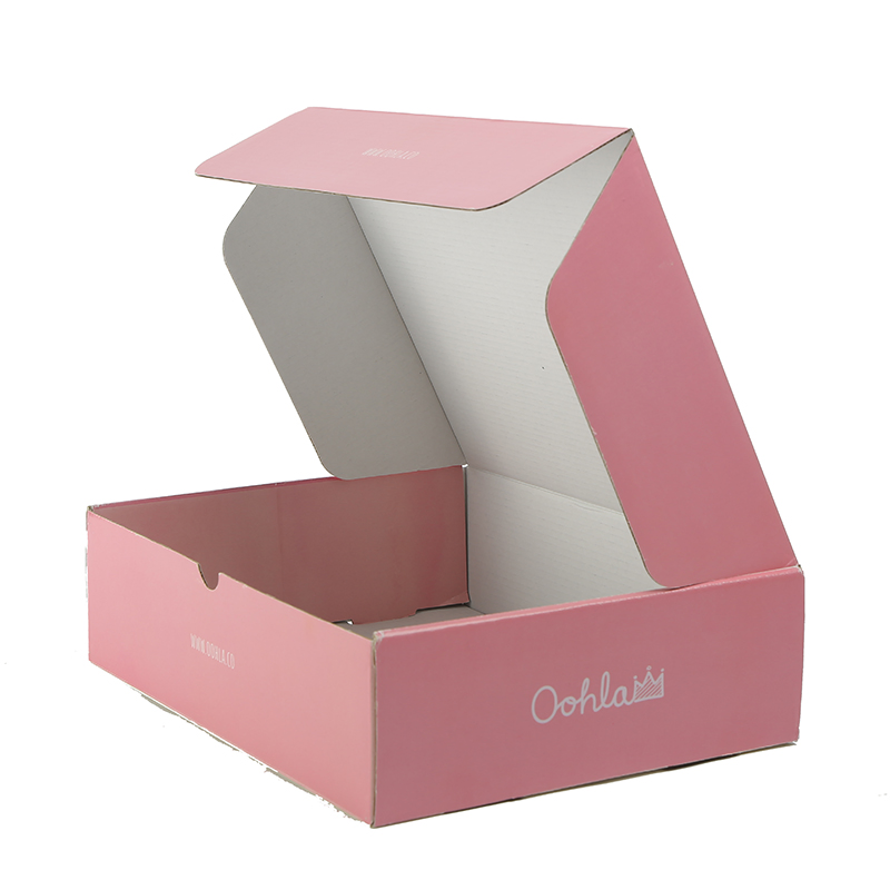 Envío de embalaje de papel kraft corrugado personalizado con caja insertada para ropa de cajas de cartón