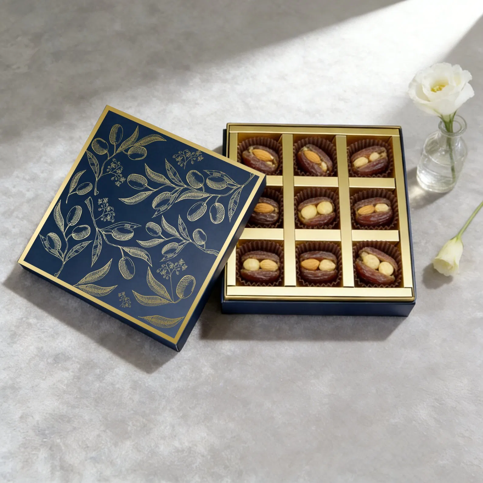 Caja de regalo de chocolate de lujo personalizada con tapa rígida y base, de grado alimenticio, con divisores para fechas de empaque