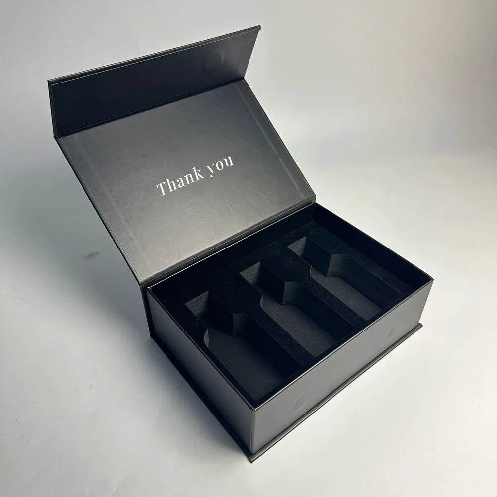 Caja de regalo de cartón plegable magnética personalizada de lujo con cinta de papel negra, caja de material reciclado para perfume