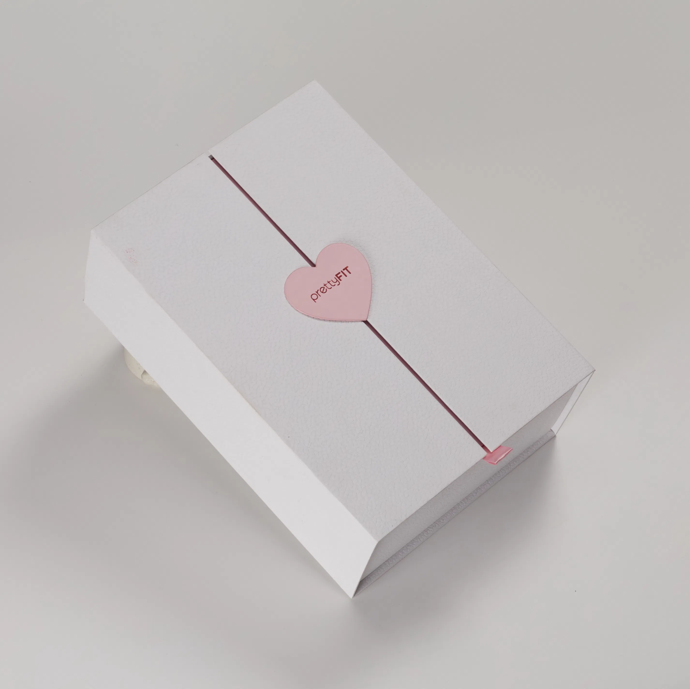 Caja de regalo artesanal elegante para un envoltorio de regalo premium