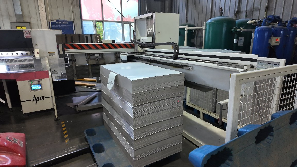 Caja de cartón de papel piedra resistente con borde en forma de concha para empaquetado de mariscos congelados para exportación