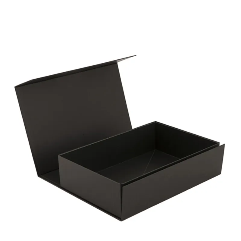 Caja de cartón negro