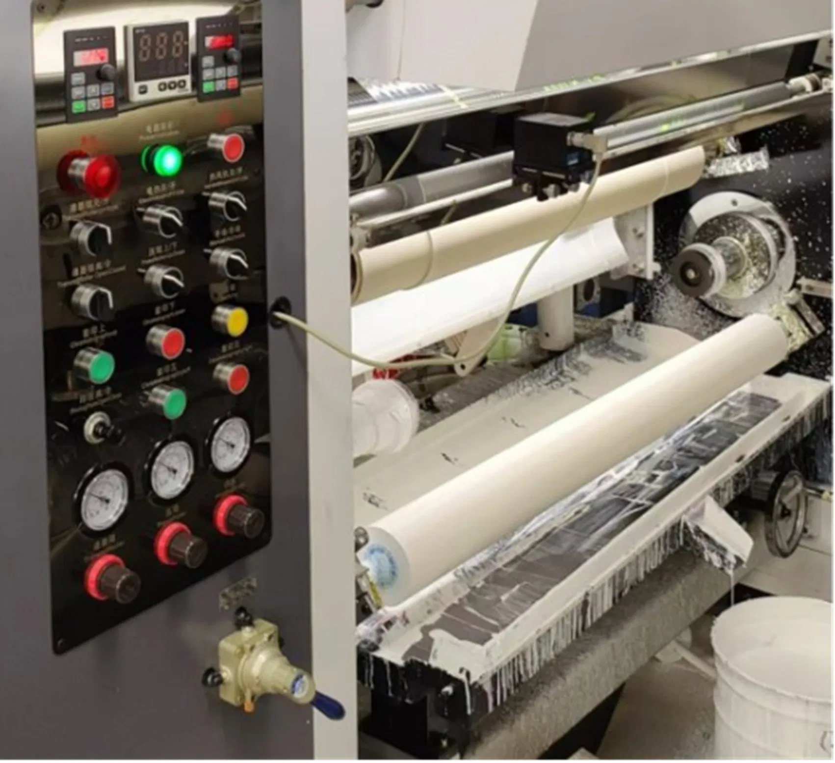 Precision Eight Color Rotogravure Printing Equipment for Enhanced Packaging Quality