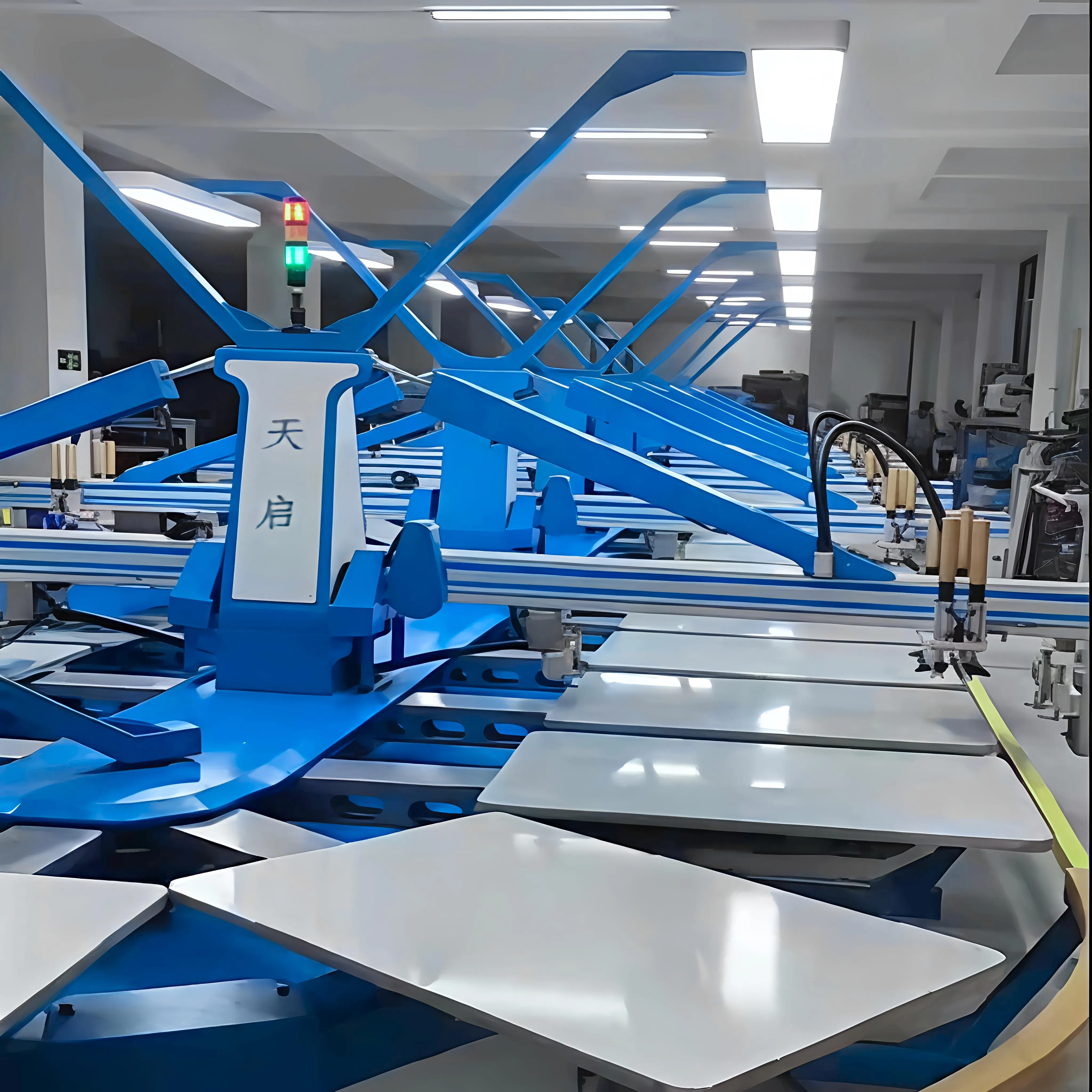 Q Series 19-Color Automatic Printing Equipment for Luggage and Garment Printing