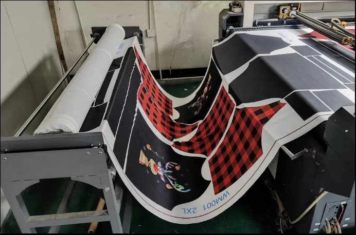 Digital Printing Intelligent Cloth Garment Textile High Precision CCD Laser Cutting Machine