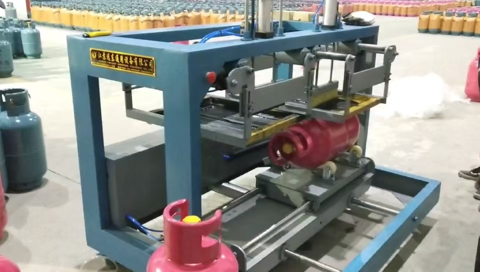 Advanced LPG Cylinder Screen Printing System for Quality Results