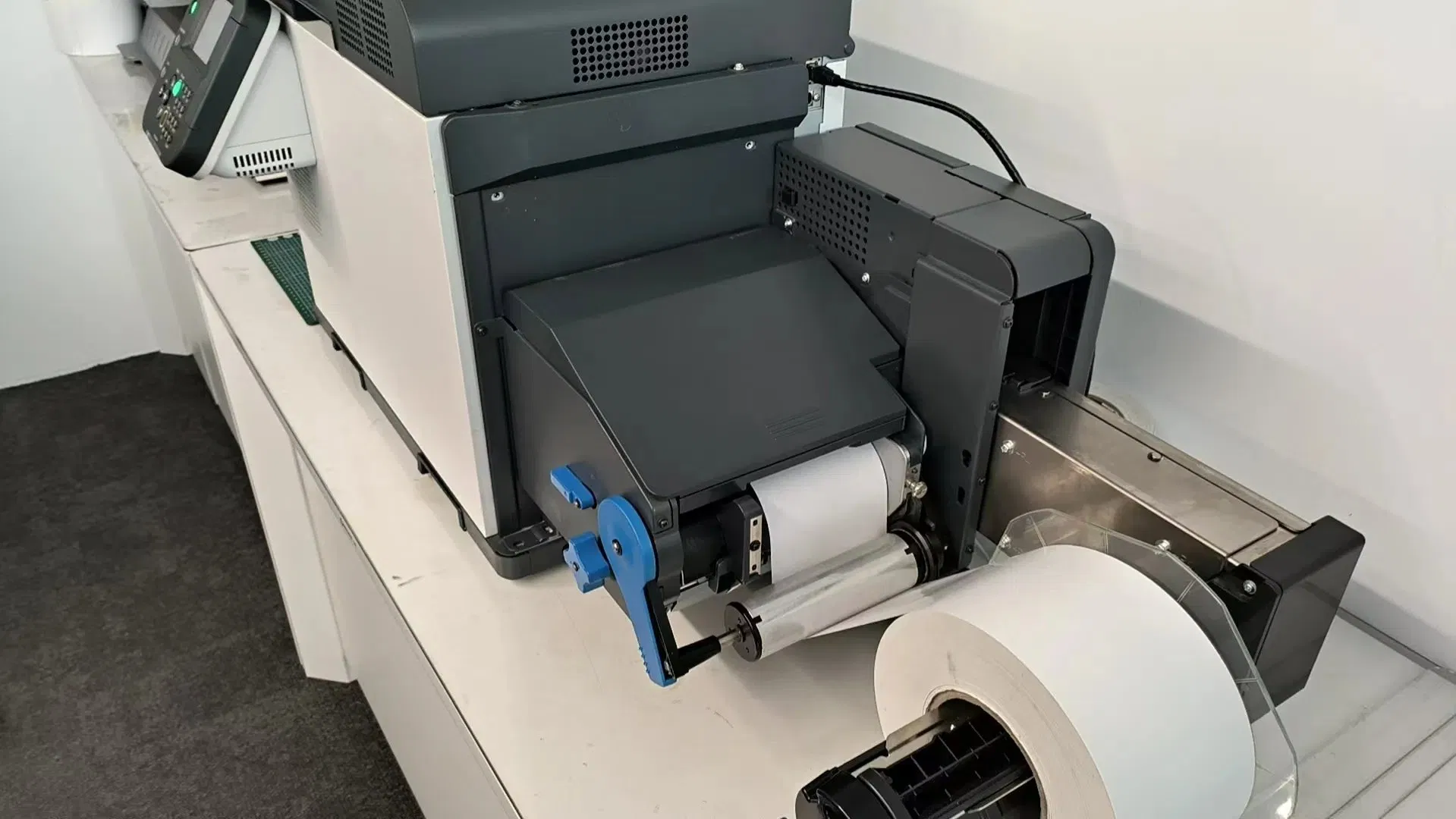 Hot Sale Roll to Roll Label Printer Digital Sticker Printing Machine for Small Business