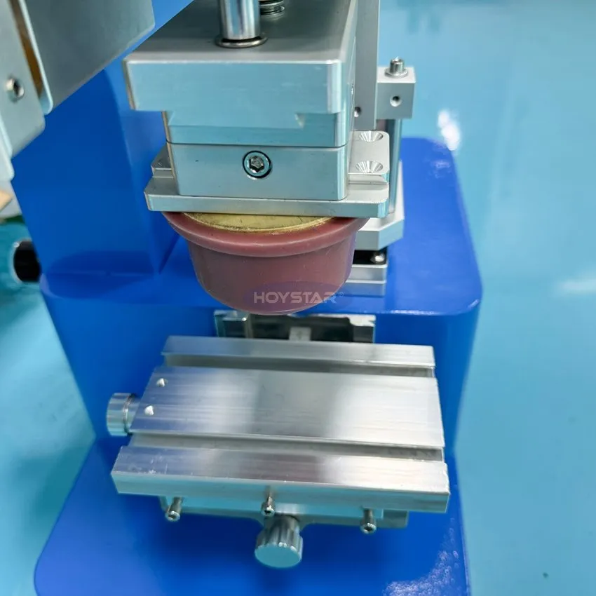 Worktable adjustable