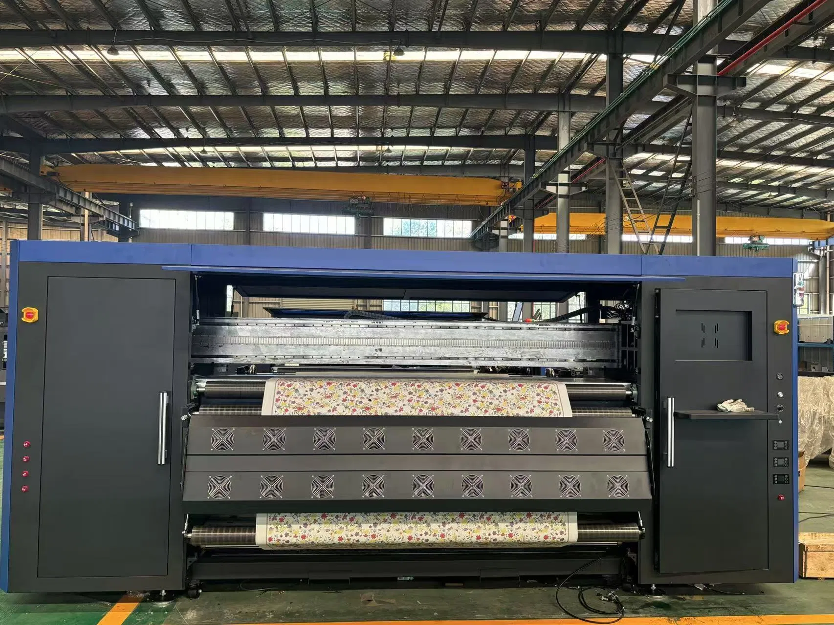 Holdwin T-Shirt/Clothes Fabric Textile Digital Industrial Large Format Sublimation Printer Printing Machine