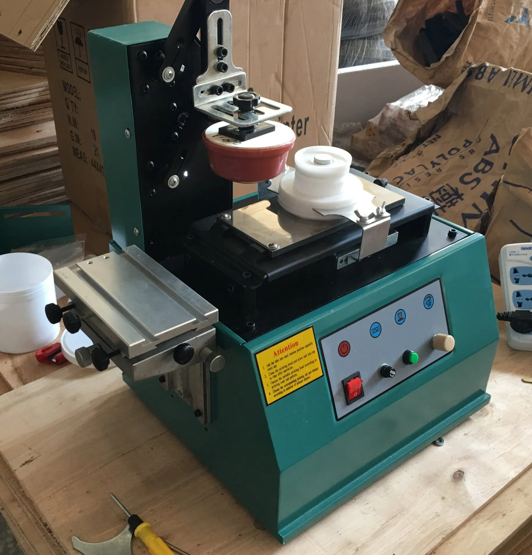 Compact Desktop Printing Machine for Small Business Needs