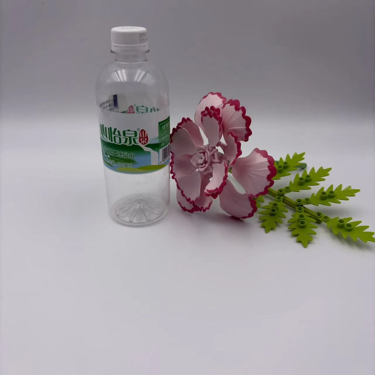 BOPP Hot Melt Labels for Drink Bottles Customizable Logo Waterproof and Durable