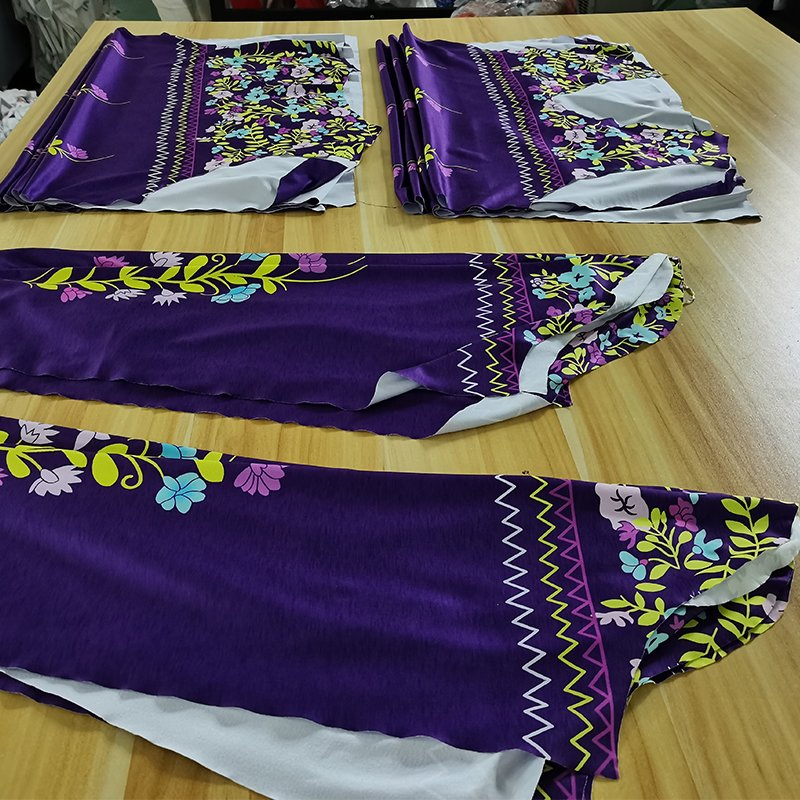 1.8X1.4m Two Head Apparel Laser Cutting Machine for Digital Printing Textile Cloth Sublimation Fabric