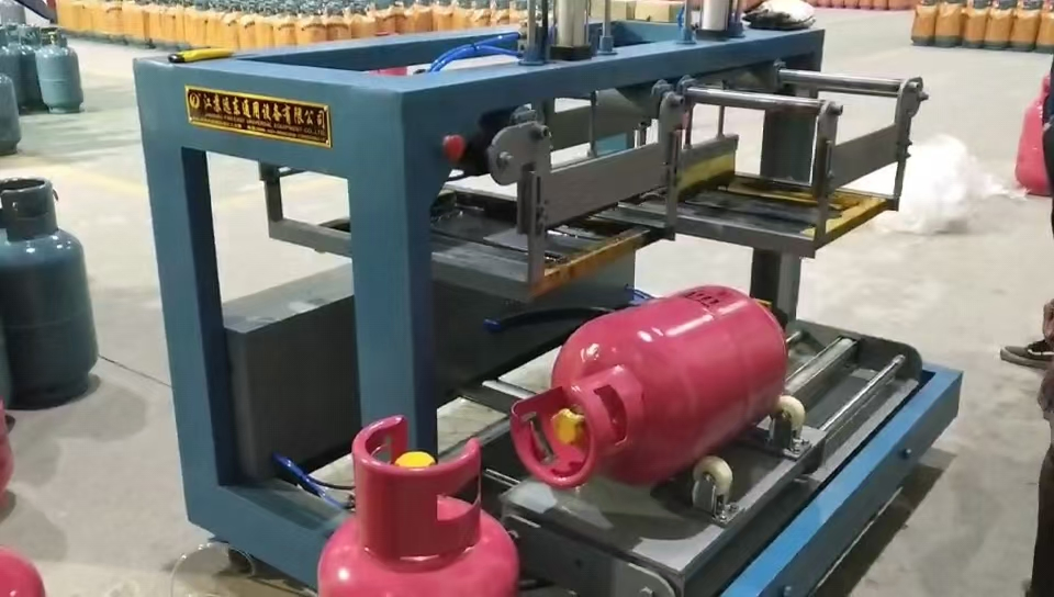 Advanced LPG Cylinder Screen Printing System for Quality Results