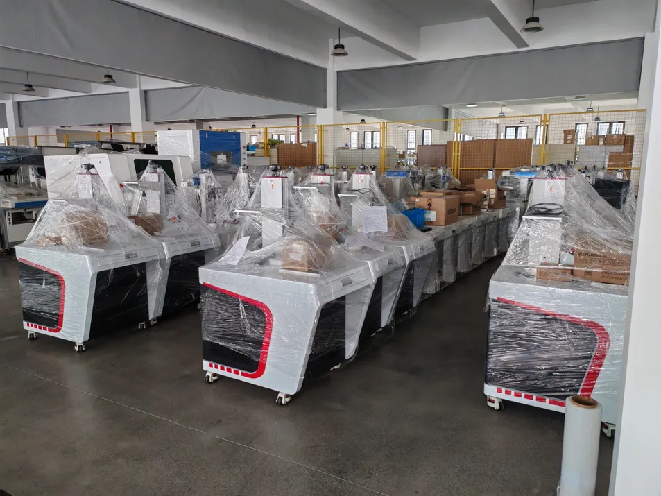 Wide Format Flying CO2 Laser Marking Machine for Custom Patterns