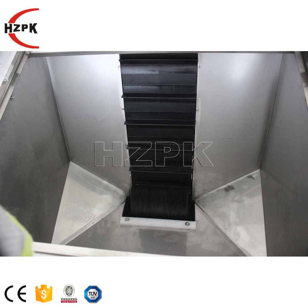 HZPK Automatic High Speed Rotary Plastic Pet Round Bottle Unscrambler Machine Bottling Turntable Bottle Feeder