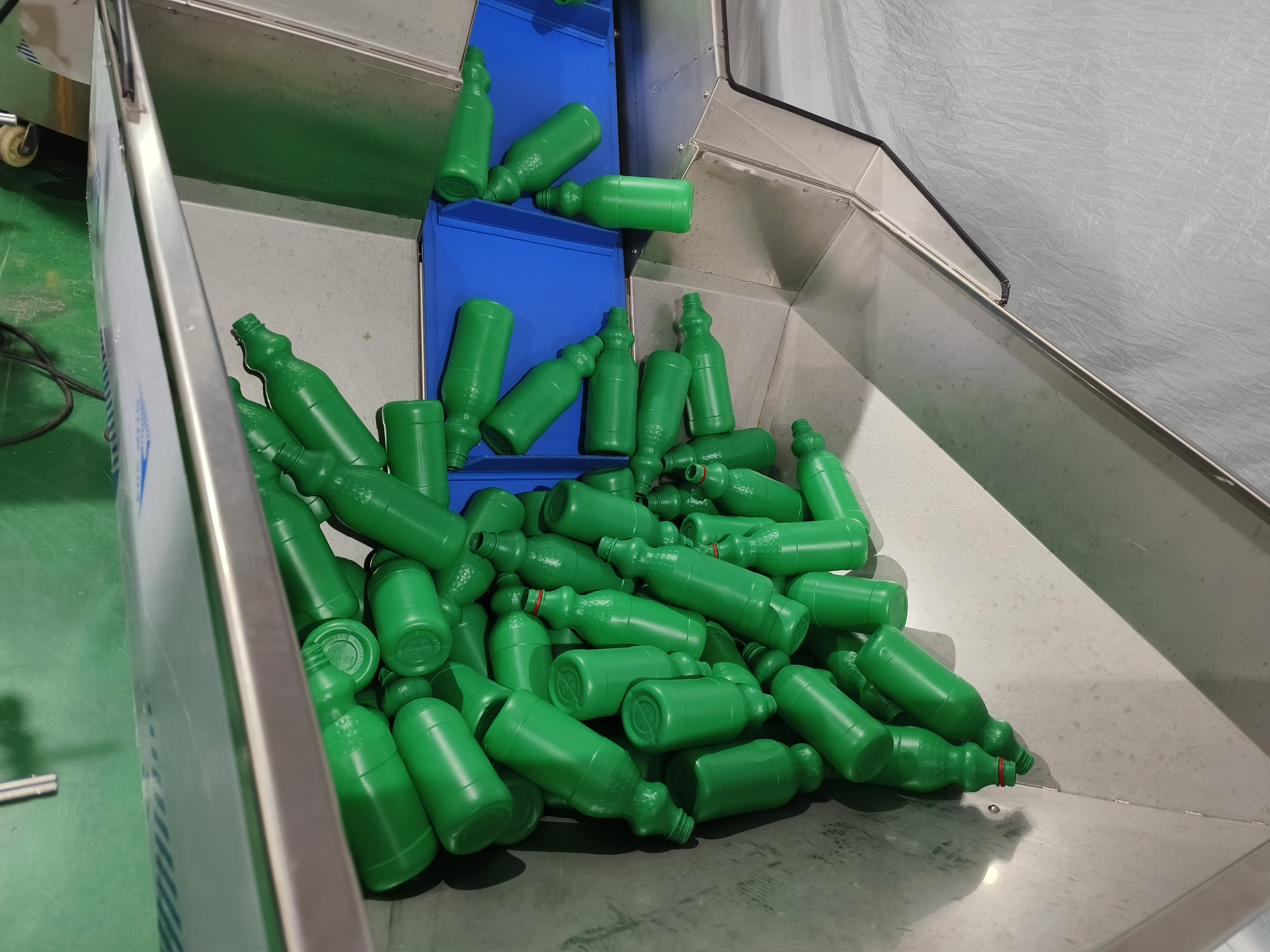 Good Quality Factory Direct Automatic Plastic Empty Bottle Unscrambler Sorting Arrange Bottle Machine