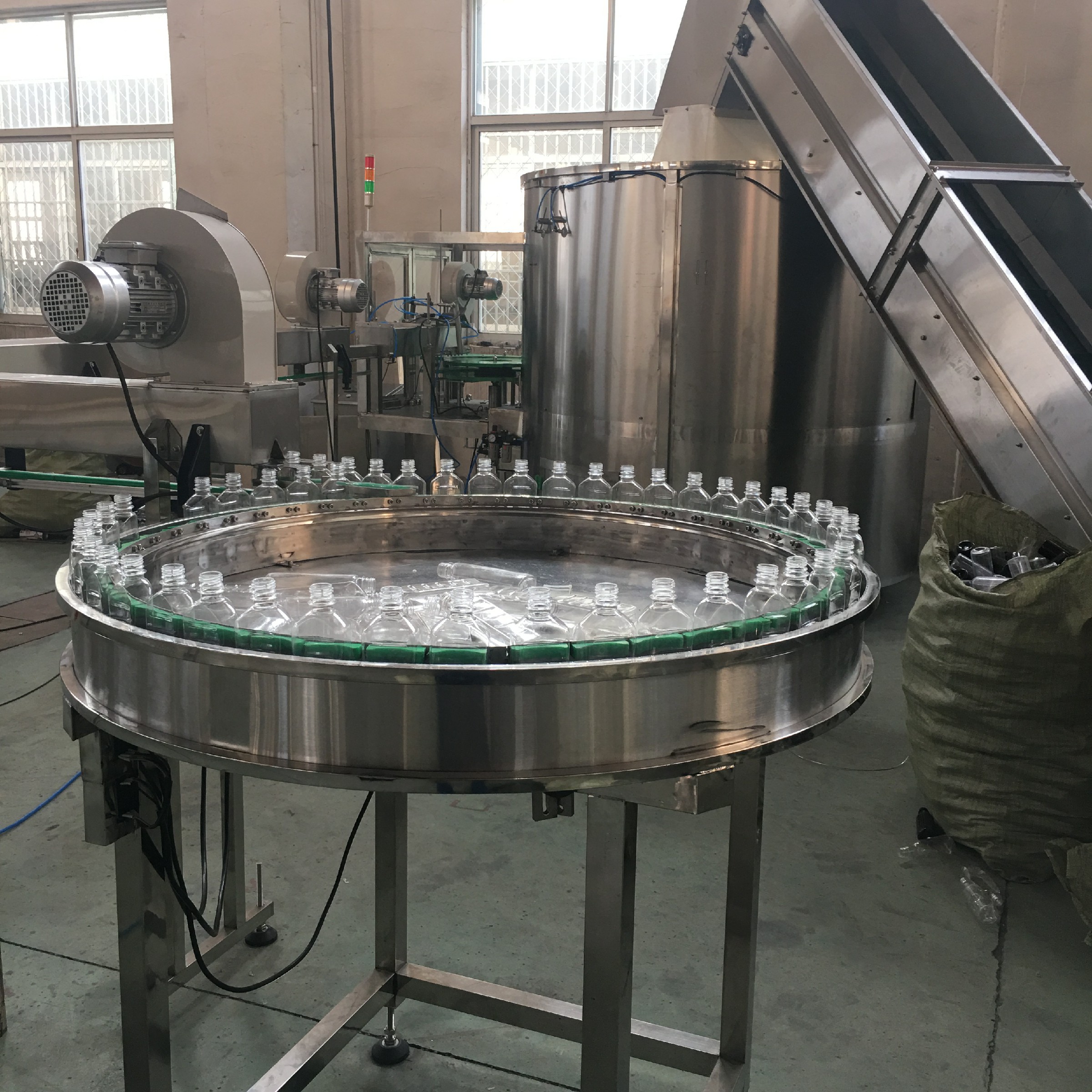 6000bph Semi Automatic Plastic Bottle Unscrambler Machine