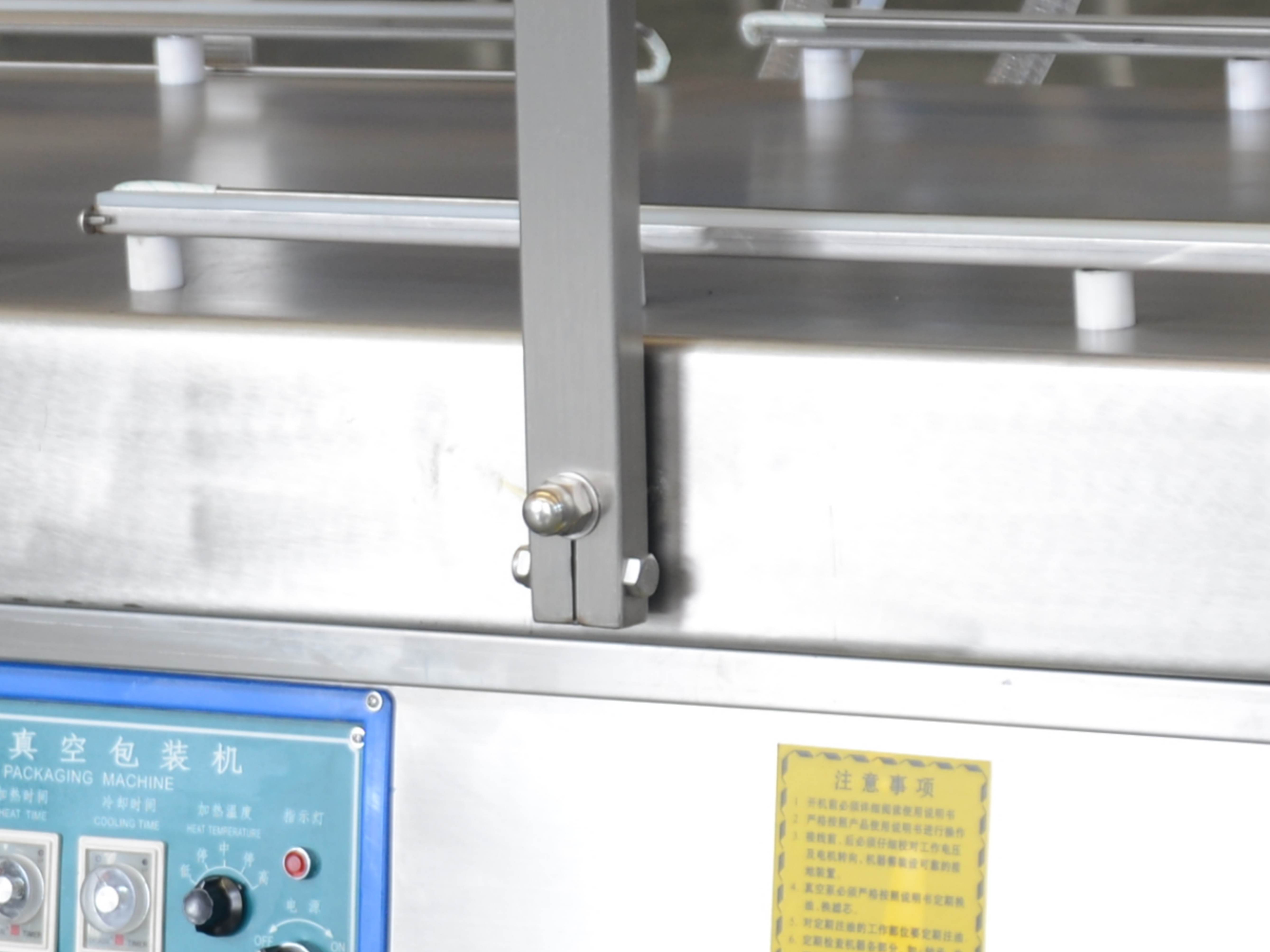 Independent locking mechanism