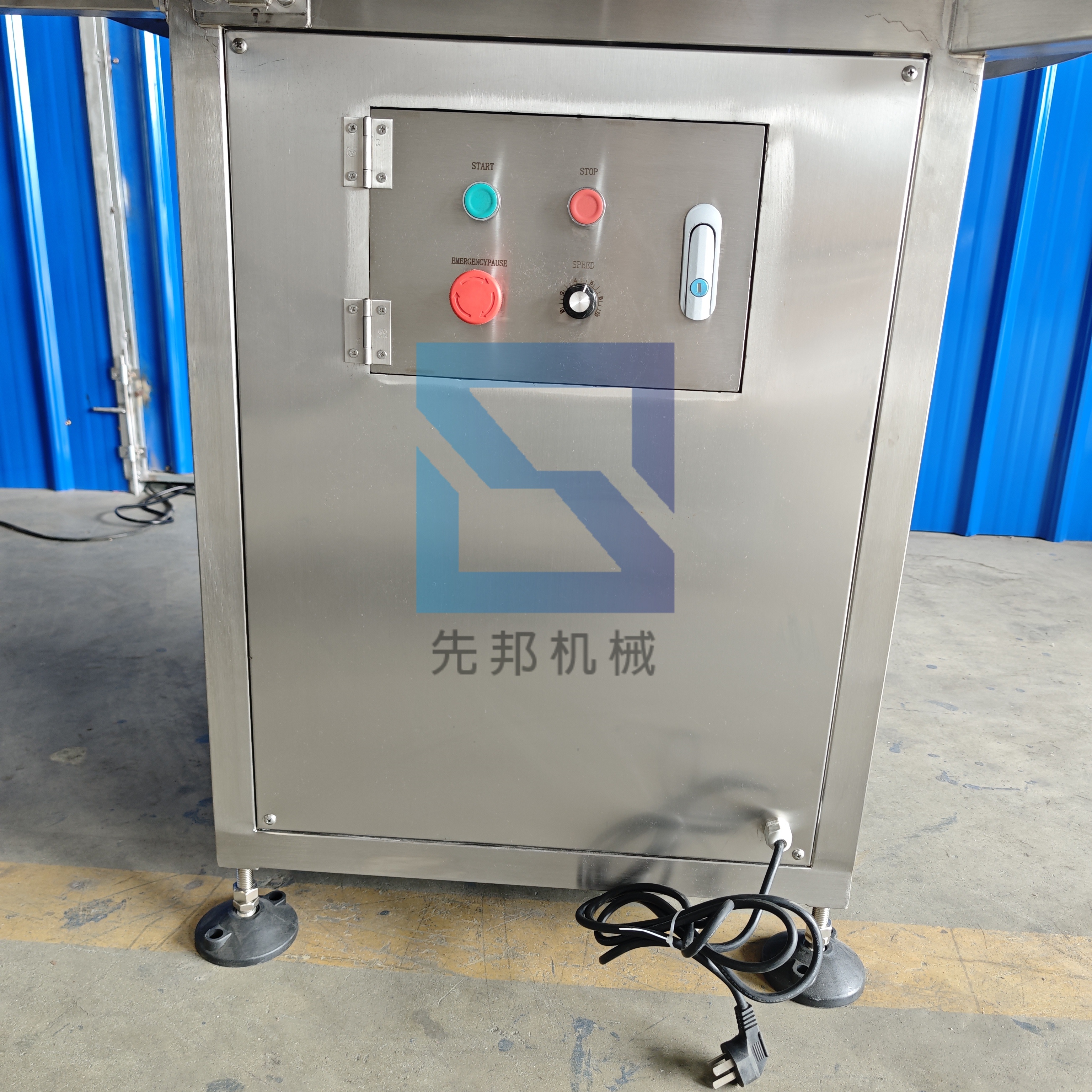Automatic Bottle Unscrambler Production Equipment PET Plastic Glass Container Sorting Feeding Table Machine Conveyors