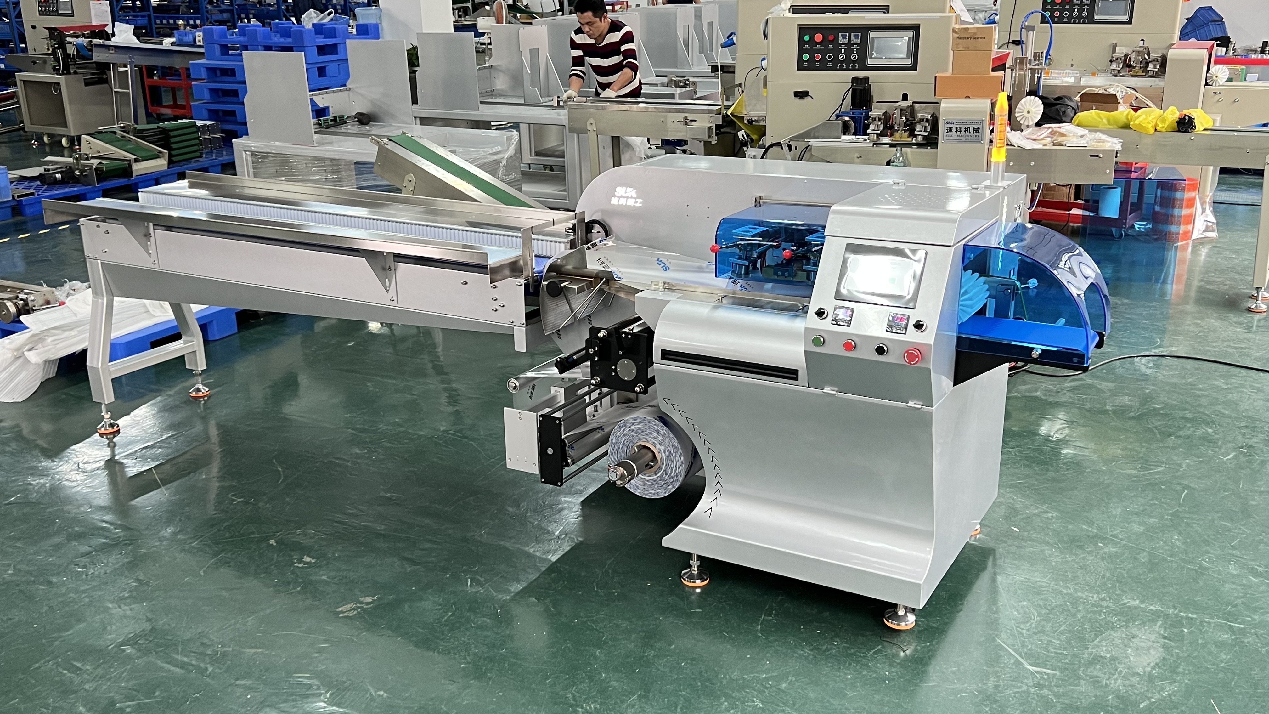 Horizontal Pillow Wafer Double Sandwiching Cookies Packaging Flow Wrapper Biscuit Packing Machine
