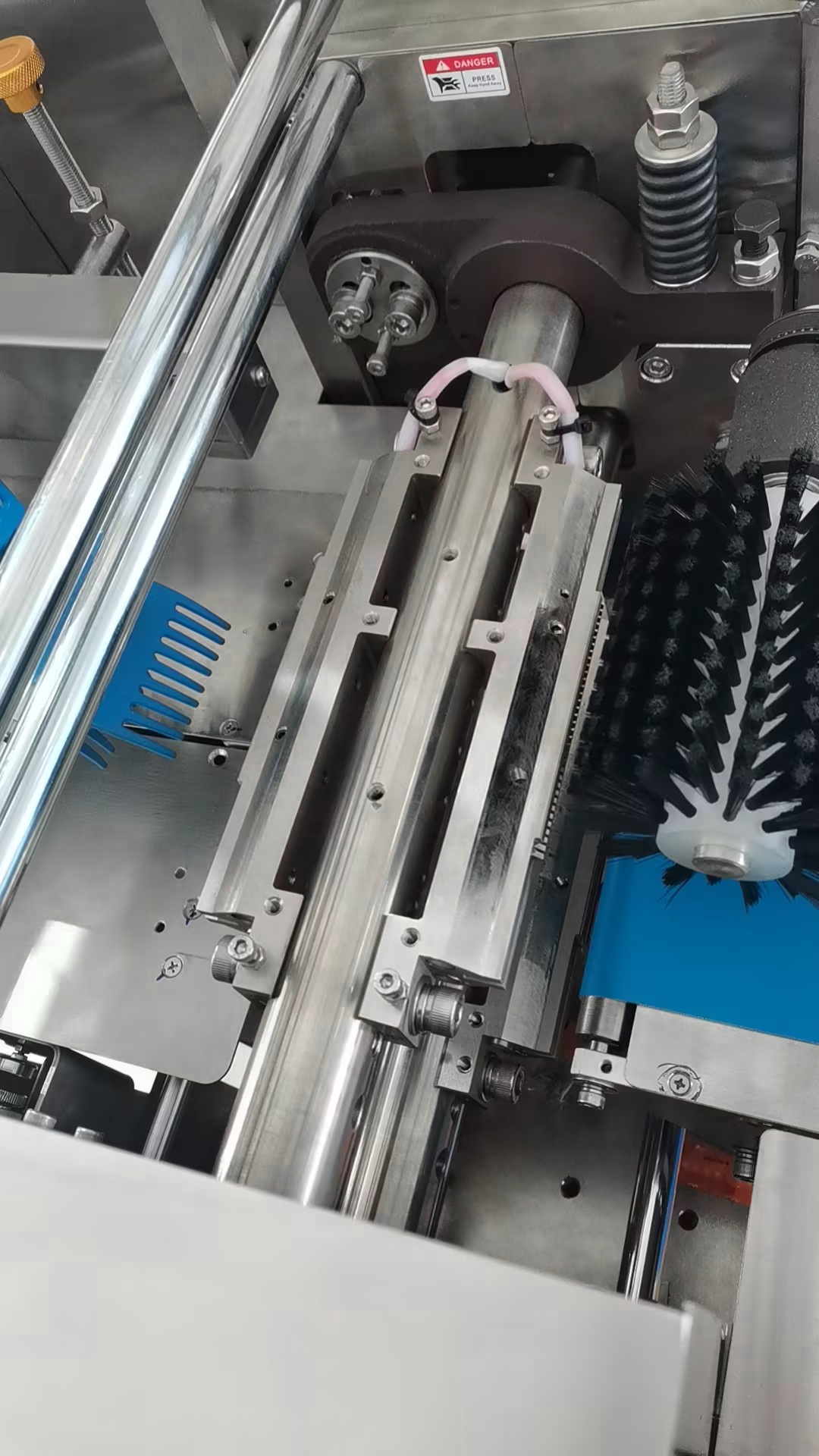 Automatic 5-Servo Horizontal Flowpack Packaging Machine 5-pack 10-pack Consecutive Plastic Film Foil Bag Wrapping Food