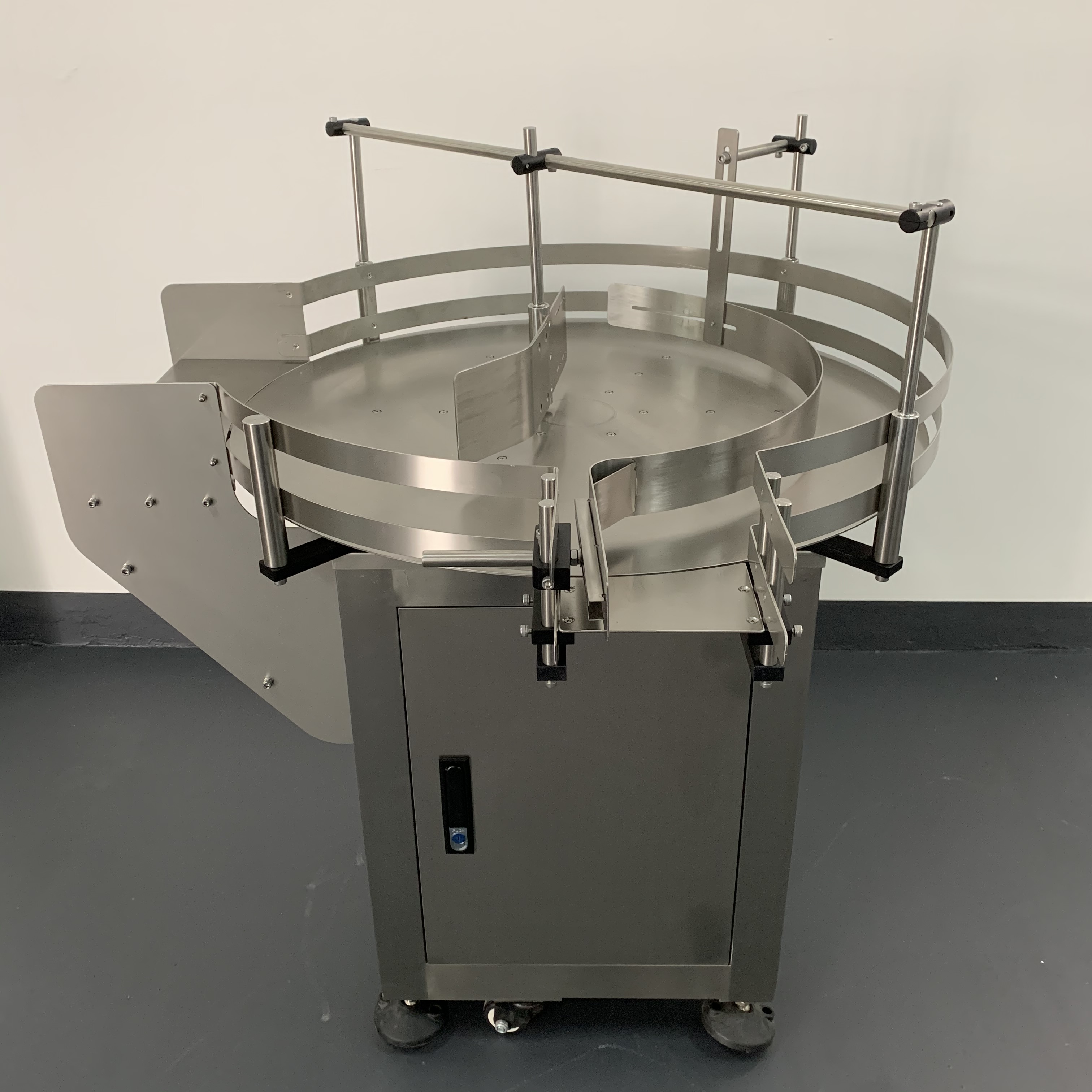 Automatic Production Line Round Bottle Sorting Collection Turntable Machine Bottle Unscrambler Machine