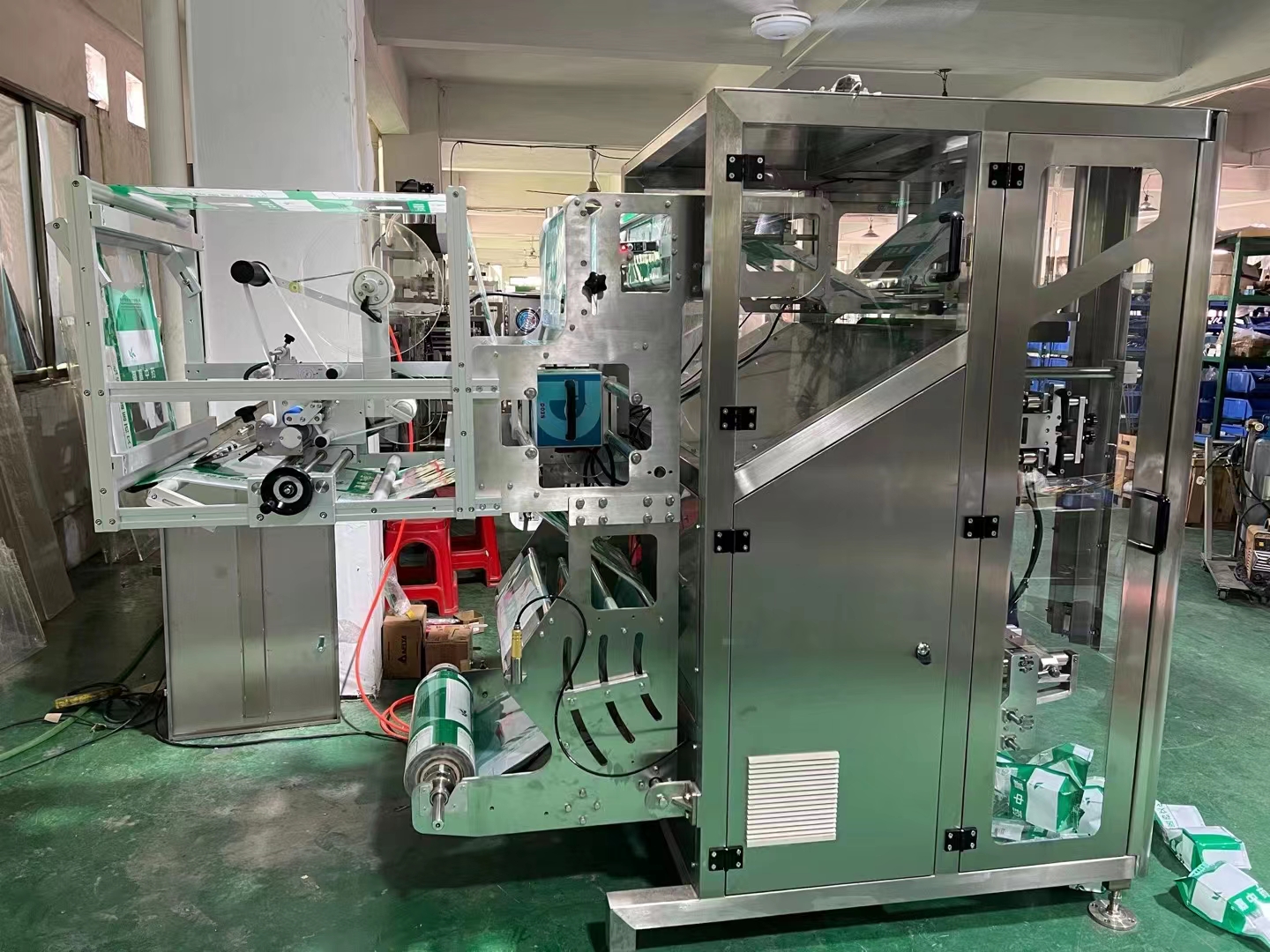 VFFS 420 Vertical Forming Filling Sealing Packaging Machine VFFS 520 Pillow Bag VFFS 620 Gusset Bag Bagging Machine