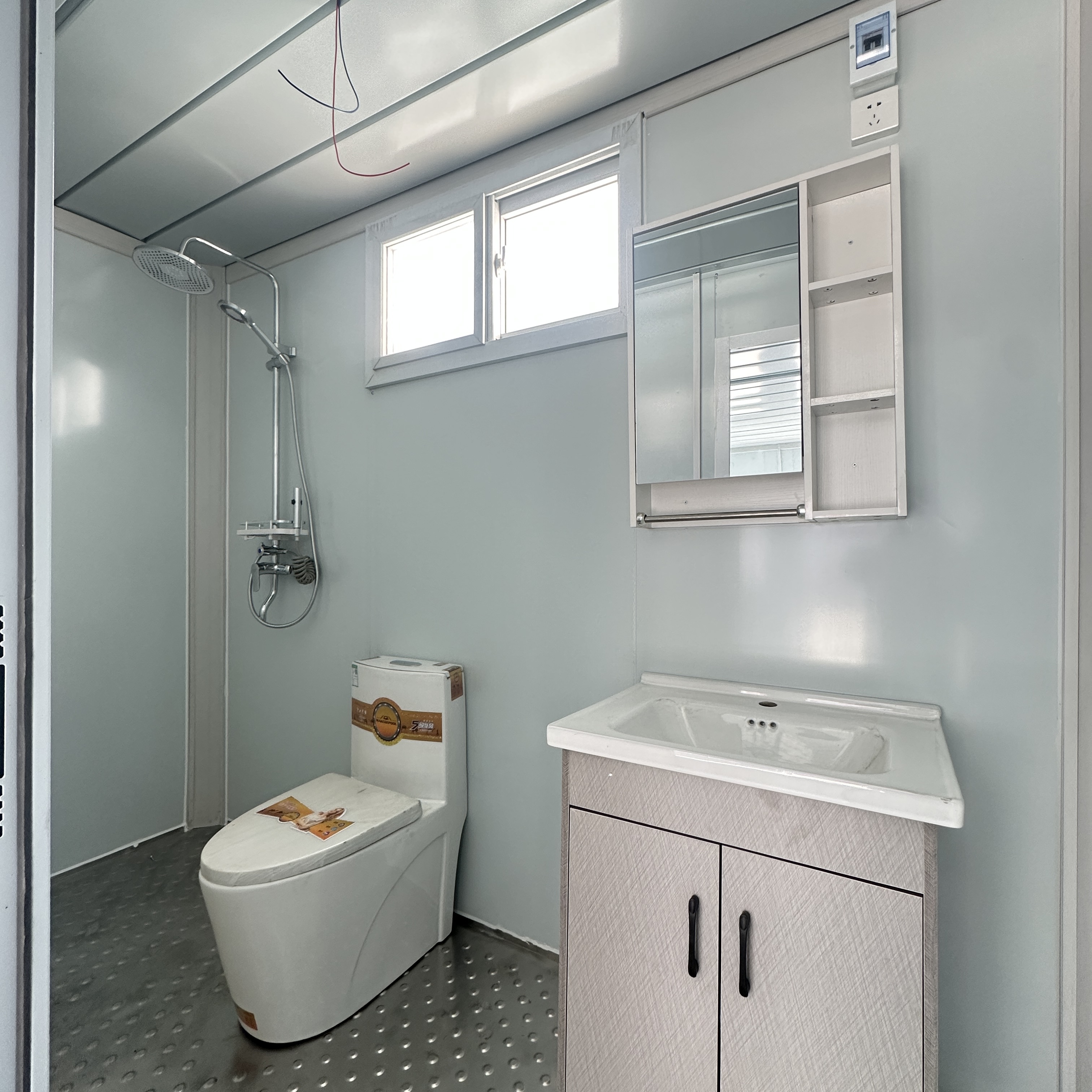 Detachable House Steel Prefabricated Houses Storage Sheds Container Warehouse Shop Office Hotel Workshop Mall Use Villa
