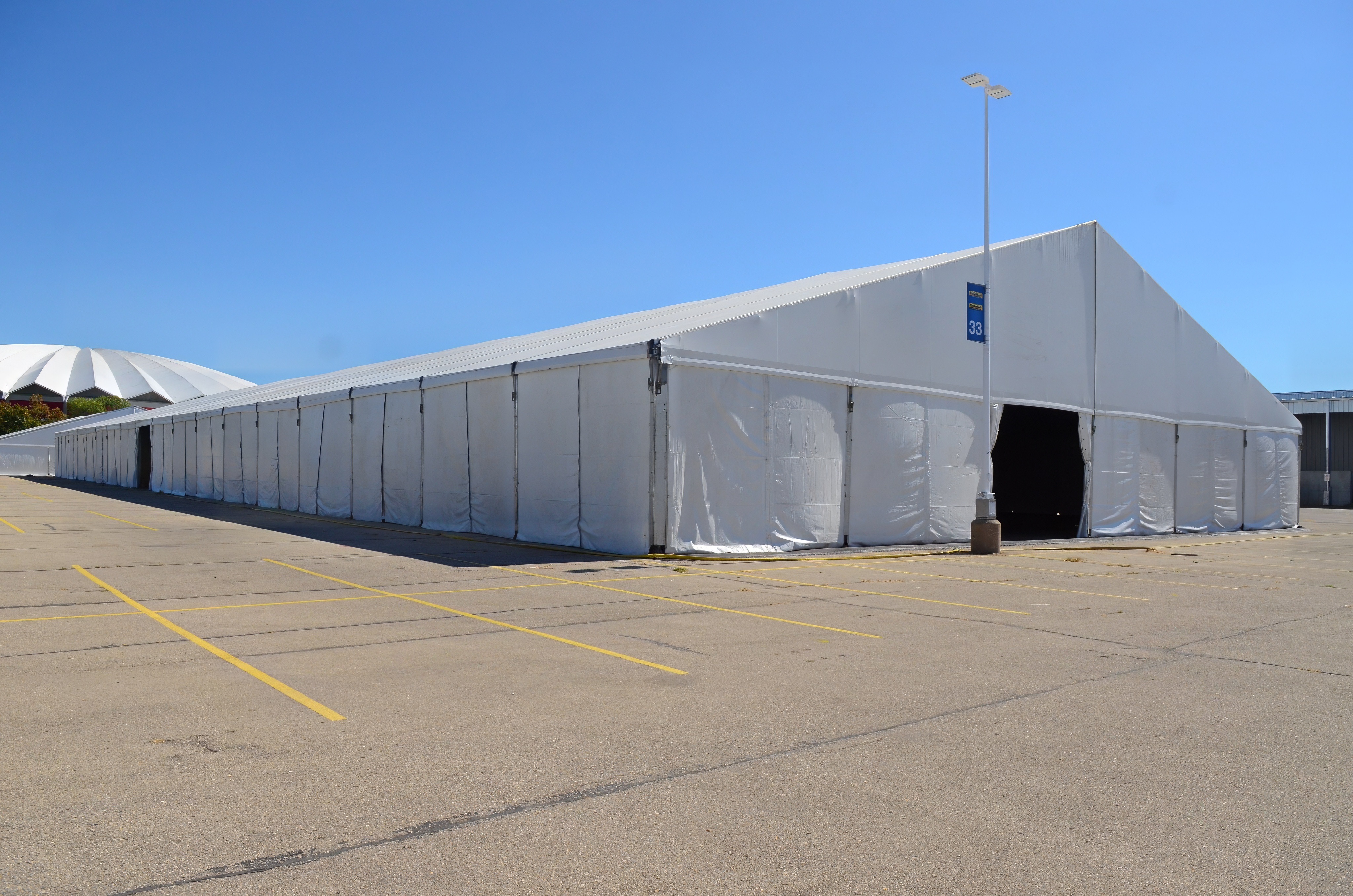 Weatherproof Warehouse Storage Tent Portable Expandable Temporary Shelter Factory Storage Agricultural Equipment Emergency Use