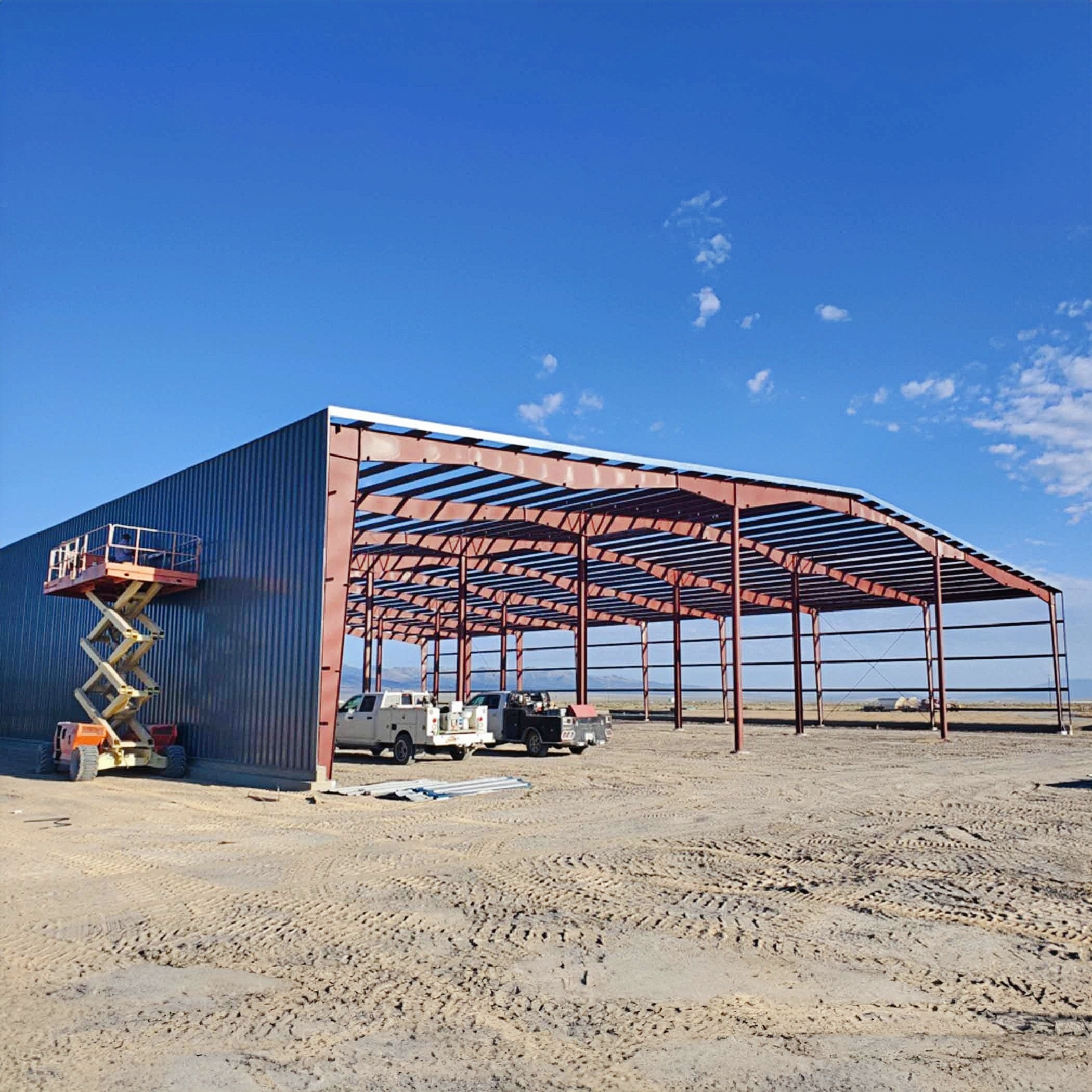 Large Span Prefabricated Steel Structure Warehouse Distribution Center Prefab Steel Frame Storage Warehouse