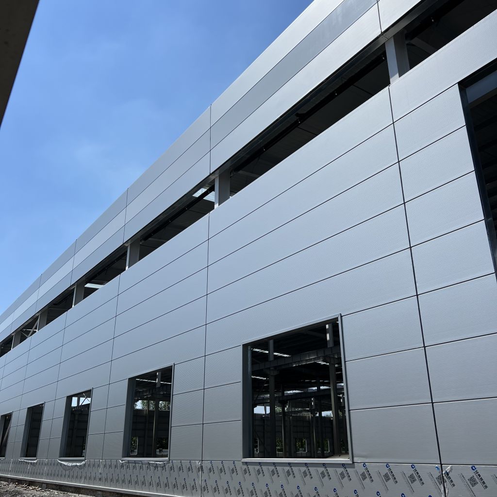 Low Cost Easy Assembling Prefabricated Structural Steel Warehouse and Metal Frame Building