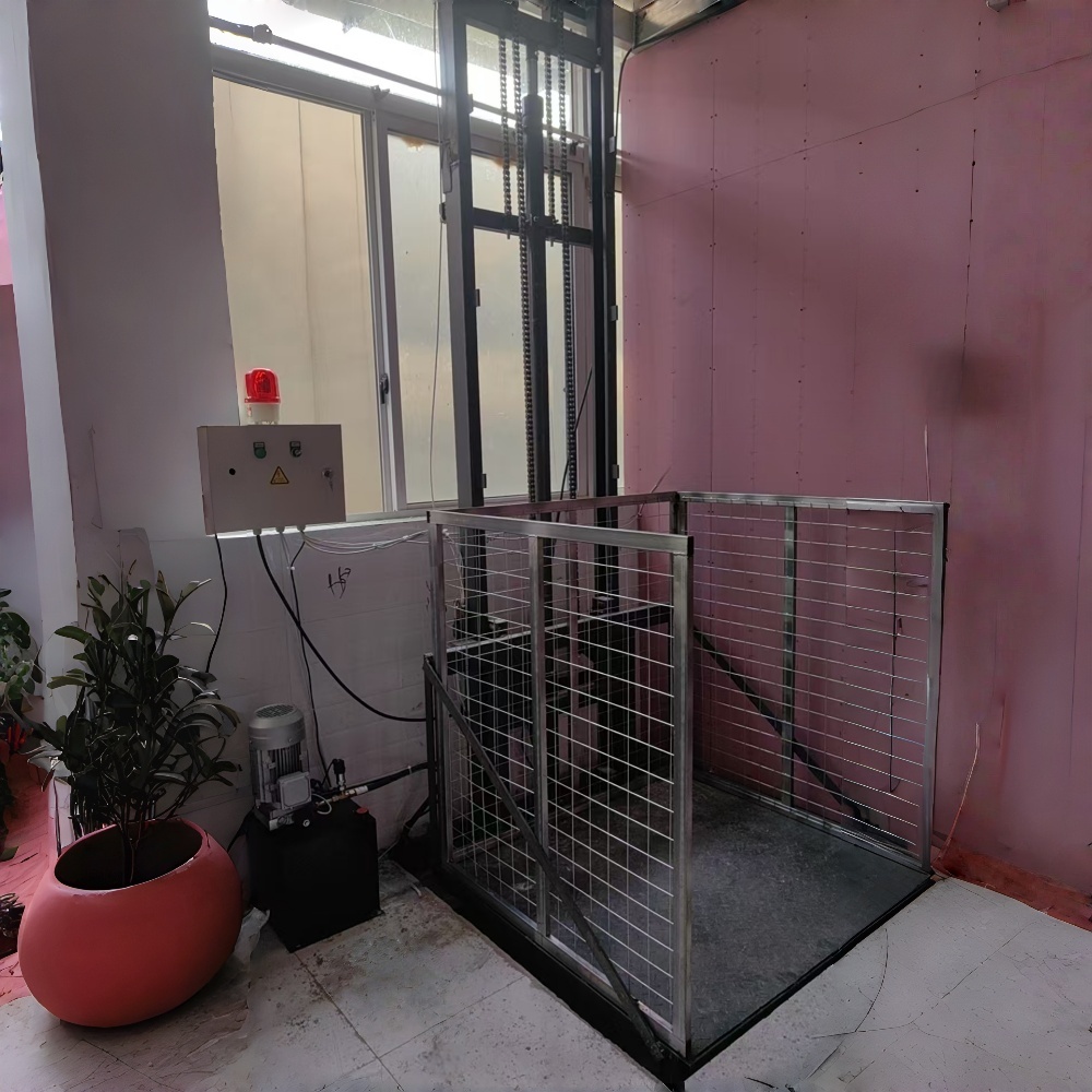 Electric Warehouse Elevator Steel Carton Cargo Construction Building Material Energy Mining Food Beverage Shops 1000kg Capacity
