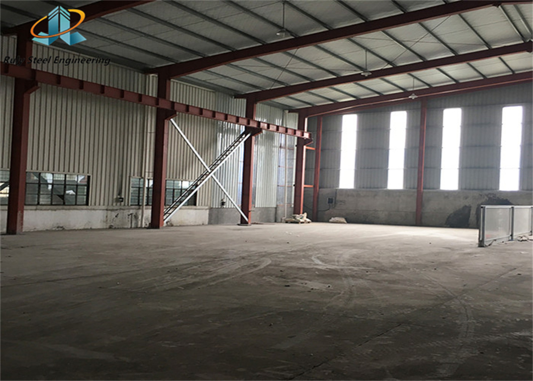 Q355b Steel Structure Multi Span Warehouse / Tire Factory / Prefabricated Building