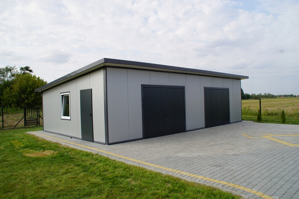 Modern Design Commercial Office Building Prefabricated Warehouse Steel Structure Frame with Sandwich Panel for Carport/Garage Use