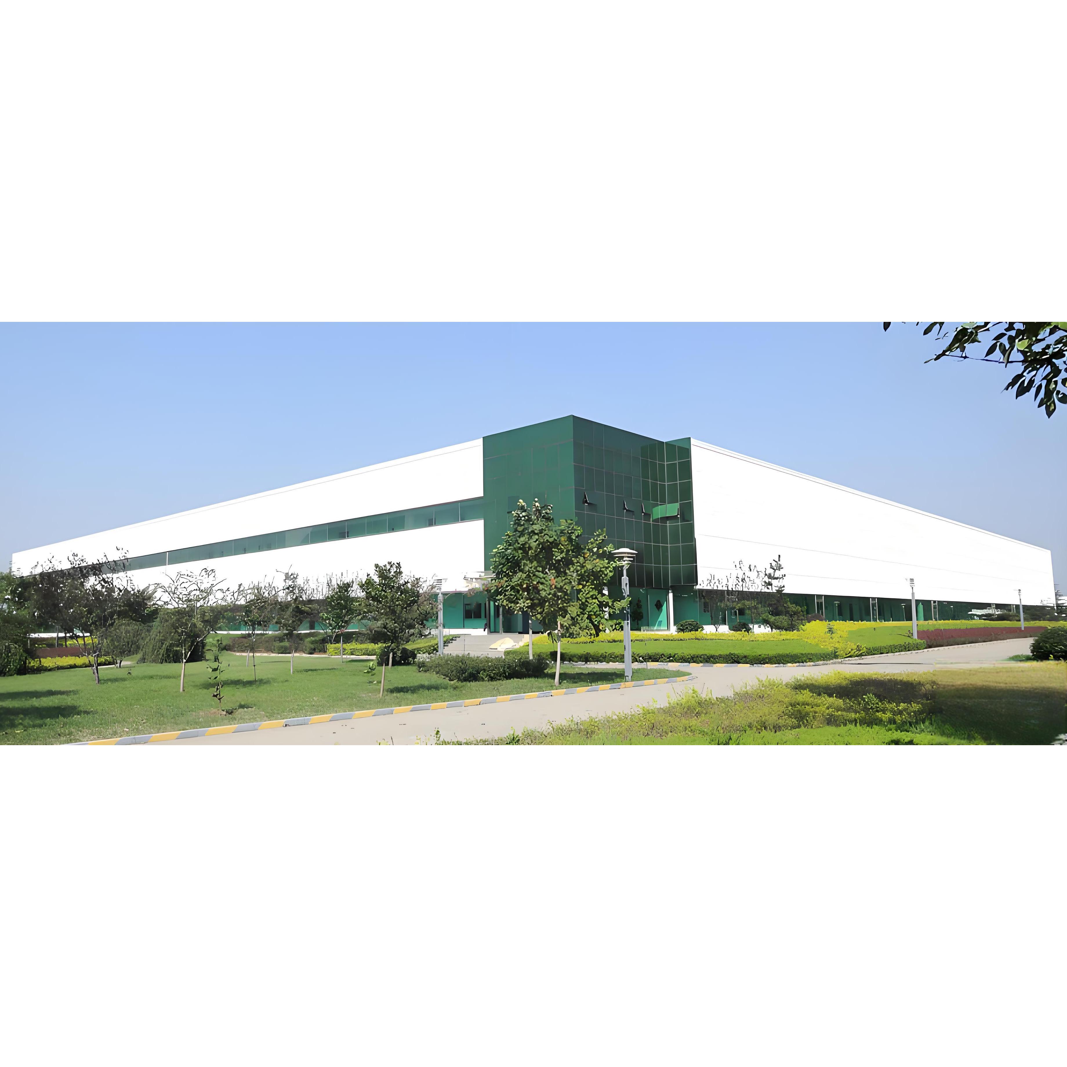 Modern Prefab Steel Workshop &amp; Warehouse for Cold Storage-High Insulation Modular Building for Fresh &amp; Frozen Goods Storage