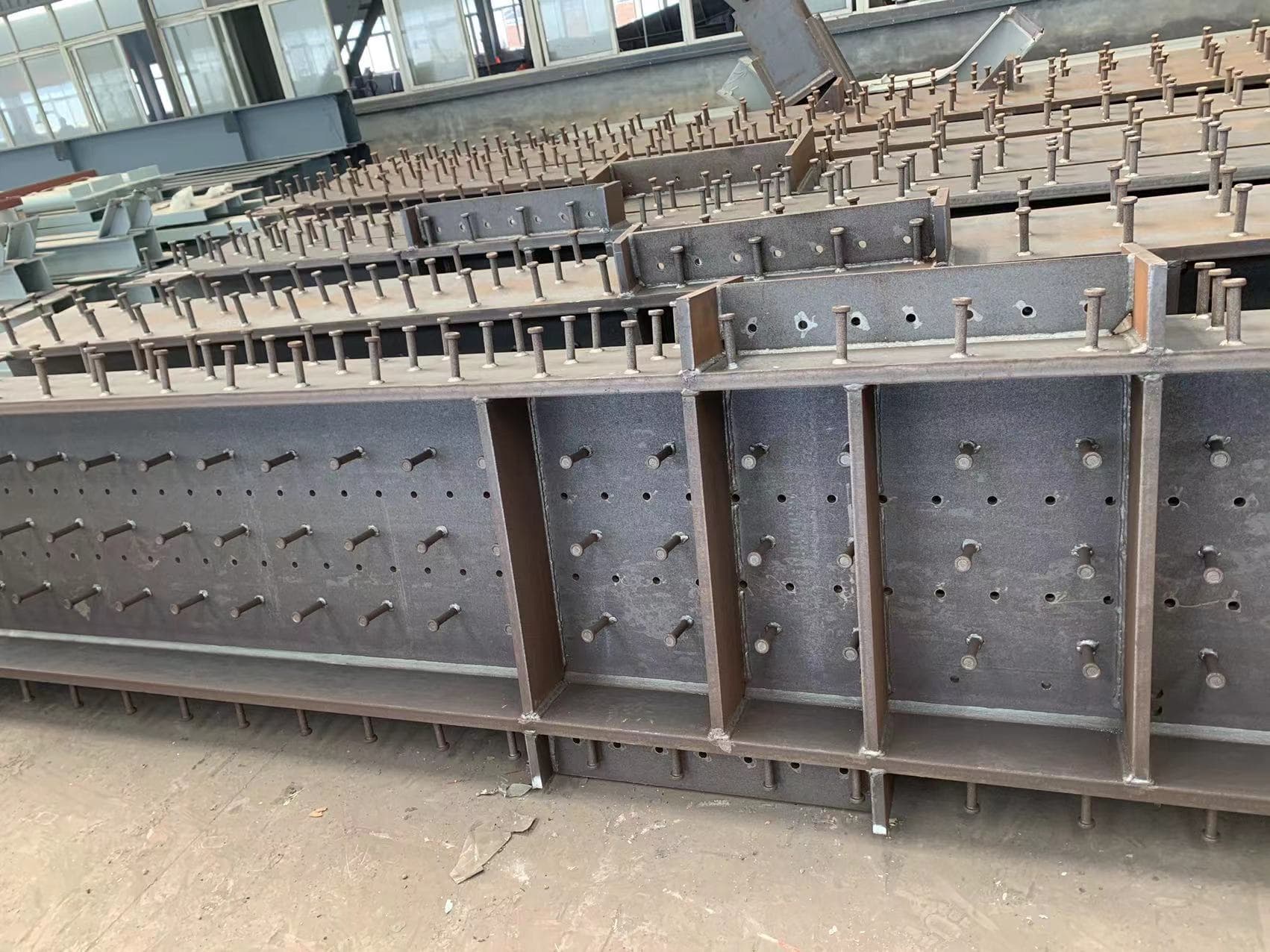 - Steel Structure Storage Warehouse - Easy Installation, Low Maintenance, Suitable For Industrial &amp; Logistics Use