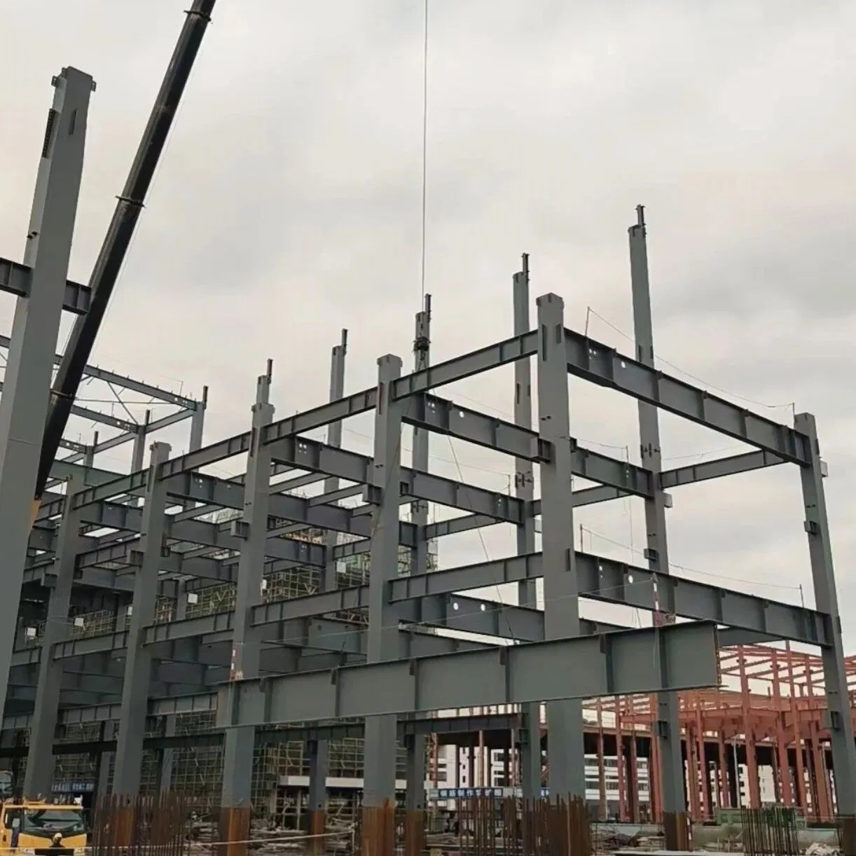 Hot DIP Galvanized Steel Structure Warehouse Anti Rust Large Span Industrial Storage Building for Global Export