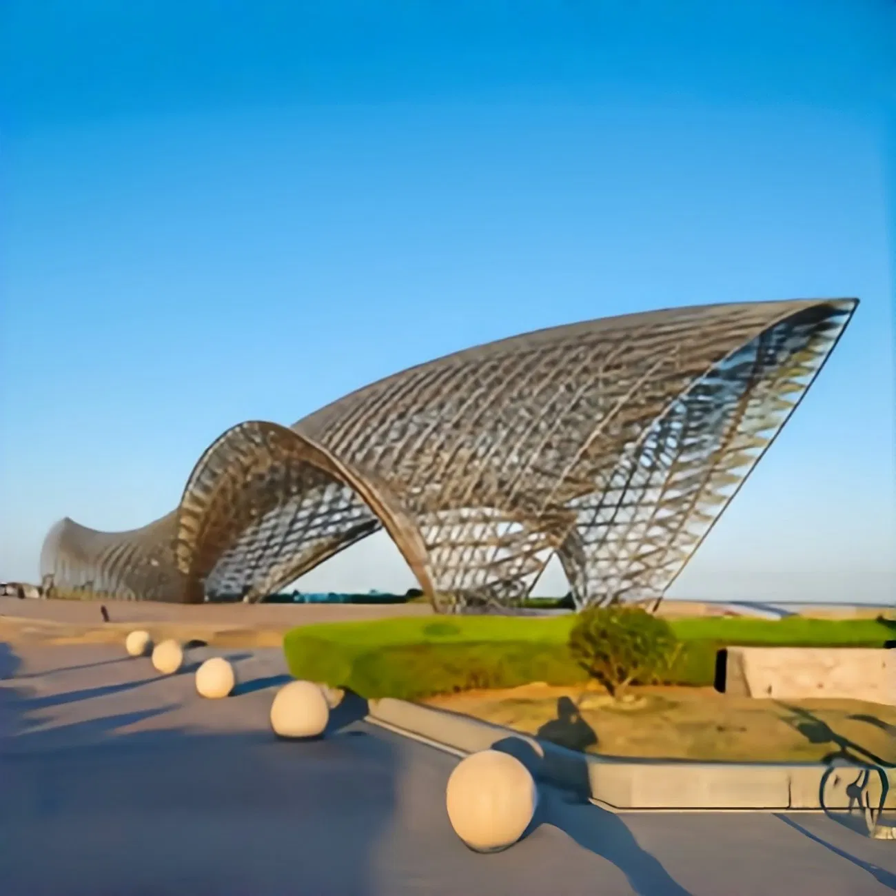 Large-Span Steel Grid Structure for High-Bay Warehouse and Automated Storage Systems