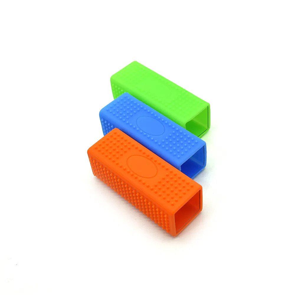 Shineopen Petdom Pet Dog Cat Hair Remover for Cars Furniture Carpet Block Roller Sofa Hollow Rubber Cleaner Pet Brush