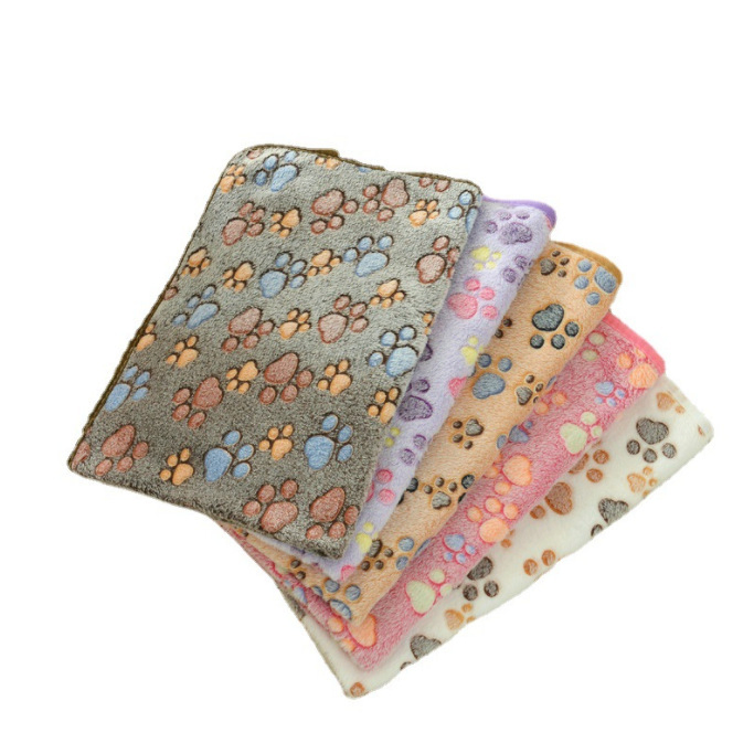 Xinlan Plush Flannel Pet Blanket for Dogs Cats Ultra Soft Coral Fleece Warm Throw Cushion Mat All Year Comfort